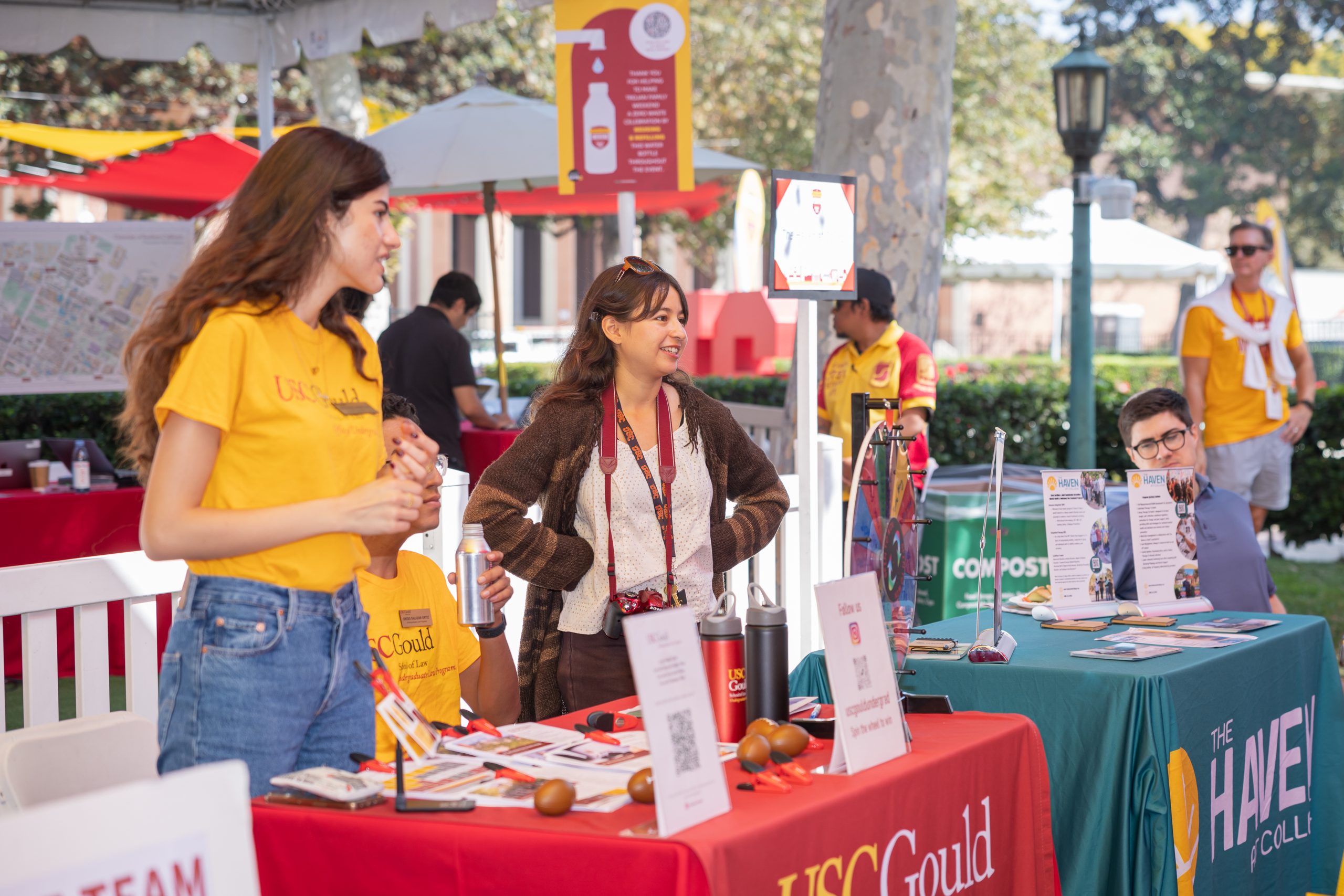 092724_TFW_Campus_Resource_Fair-059 © 2024 Sarah M Golonka | smg-photography
USC Trojan Family Weekend
University of Southern California
Office of Cultural Relations and University Events
837 Downey Way, Stonier Hall 203
Los Angeles, CA 90089